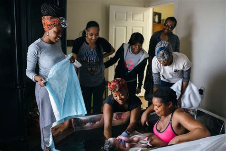 Expectant Black mothers, facing higher mortality rates, turn to doulas and midwives for support