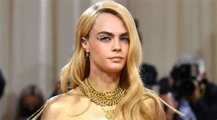 How Old is Cara Delevingne?