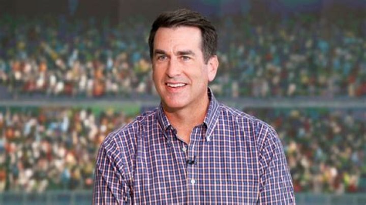 Is Rob Riggle Gay? Age, Height, Net Worth