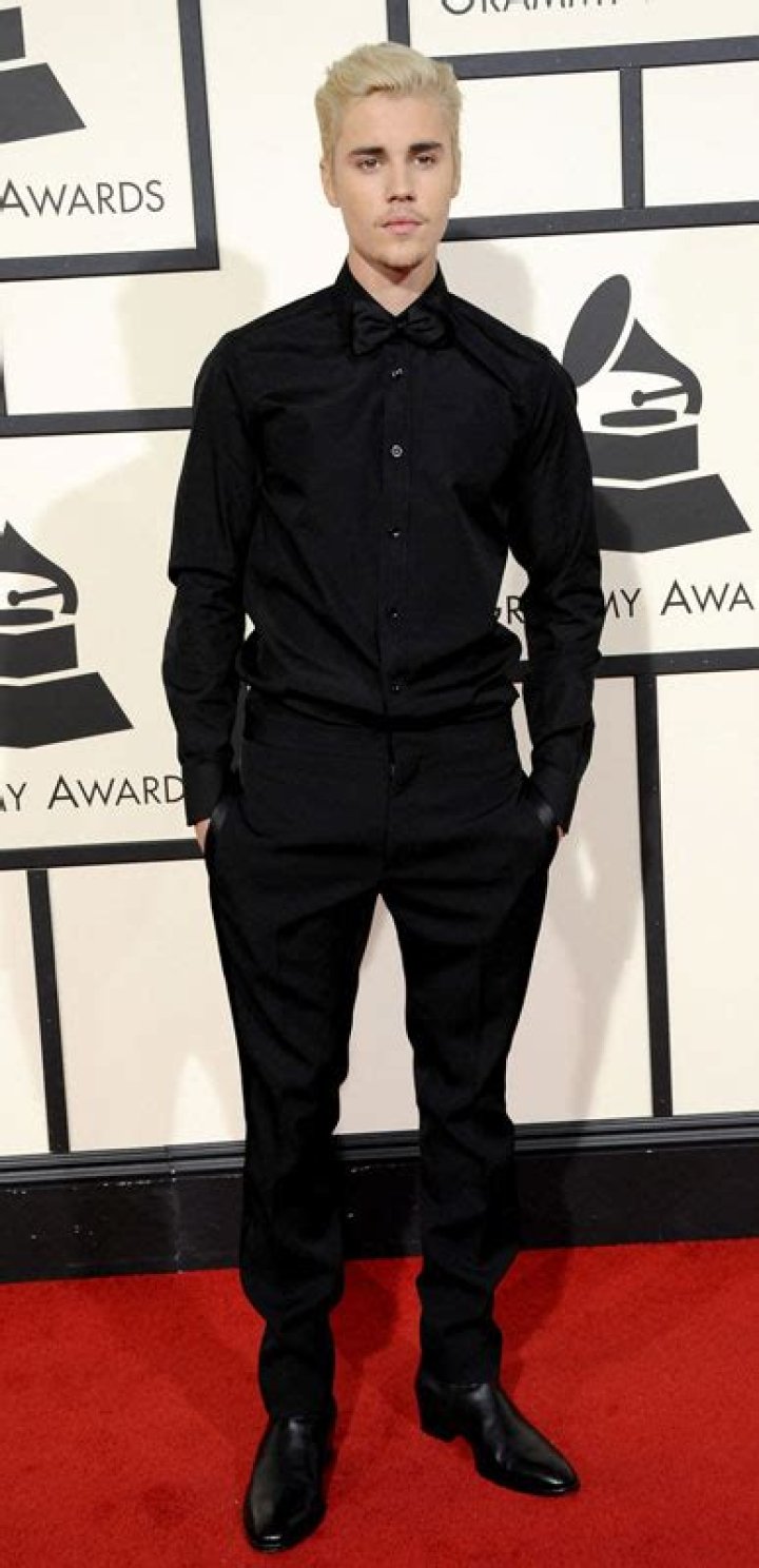 Justin Bieber Height How Tall is Justin Bieber ?