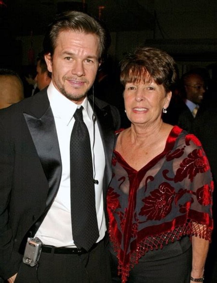 Mark Wahlberg Sister: Meet Michelle Wahlberg