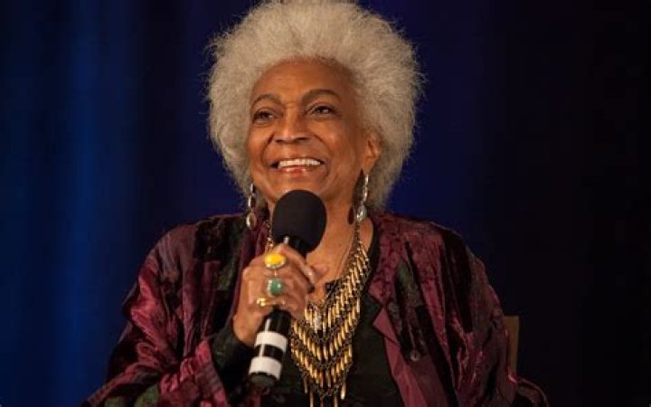 Nichelle Nichols Cause of Death, Bio, Age, Husband, Children, Parents, Net Worth