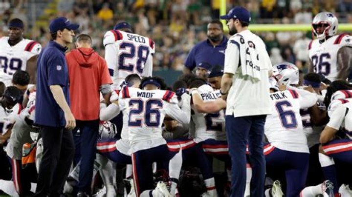 Patriots-Packers suspended after Isaiah Bolden injury