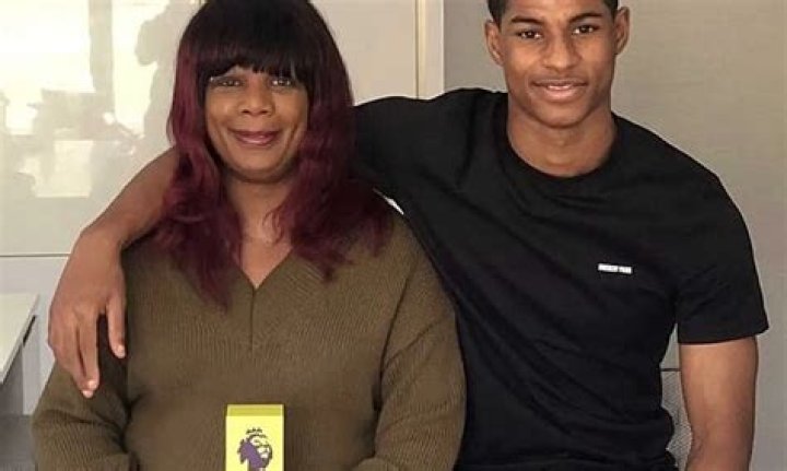 Who are the parents of Marcus Rashford?